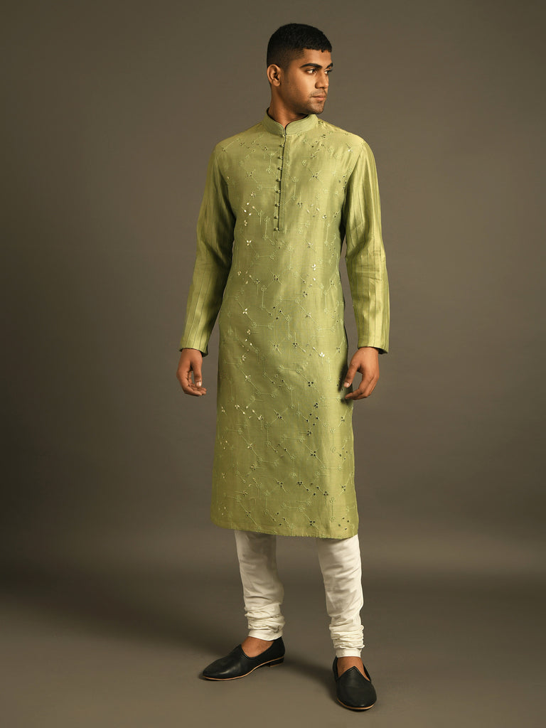 Green hand embroidered kurta set in cotton silk chanderi